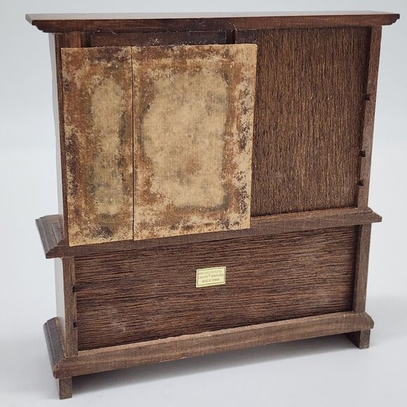Vintage Concord Miniatures Wooden China Cabinet With Drawers & Mirror 1:1 Scale - Picture 6 of 10